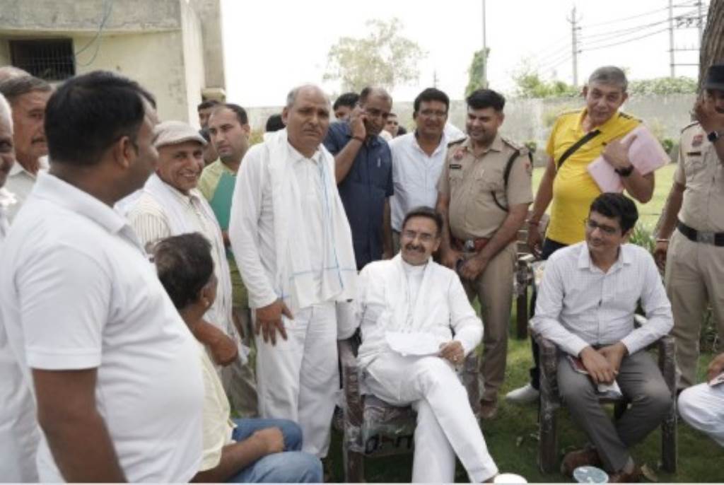 Assembly Speaker Harvinder Kalyan listened to public problems